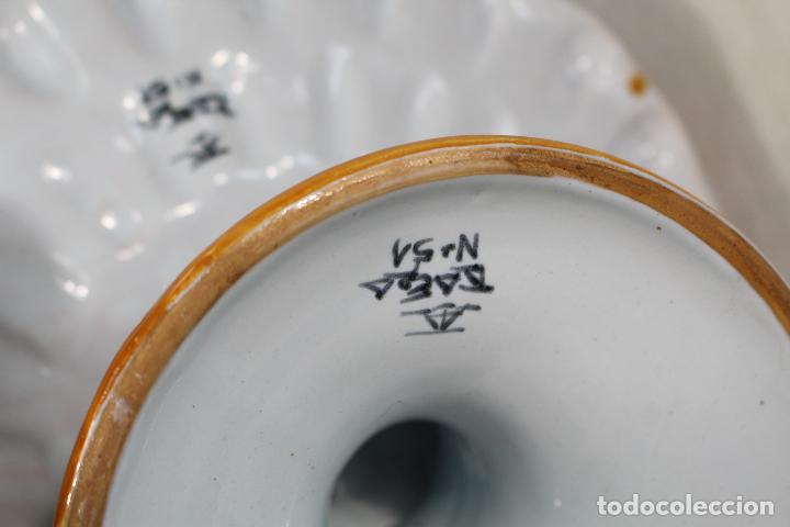 Antig&uuml;edades: frutero en ceramica de talavera - Foto 2