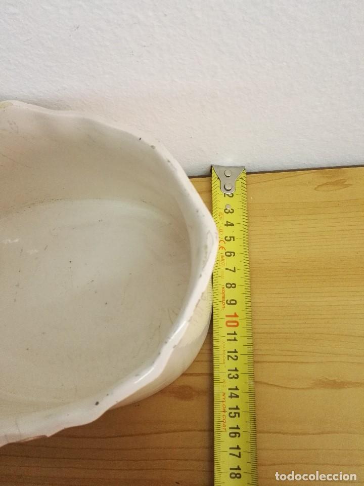 Antig&uuml;edades: Centro de mesa tipo maceta de porcelana - Foto 2