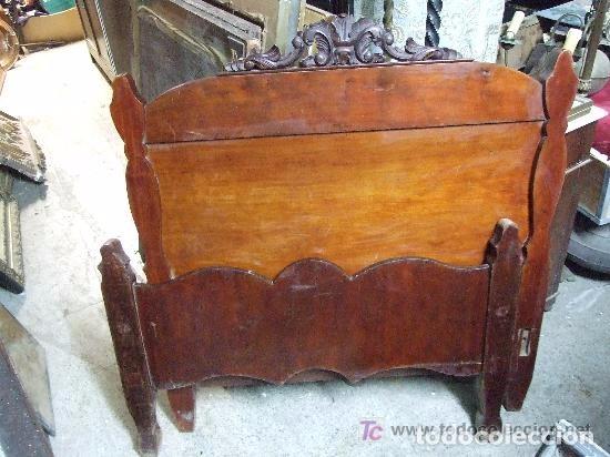 Antig&uuml;edades: CAMA DE CAOBA INDIVIDUAL - Foto 2
