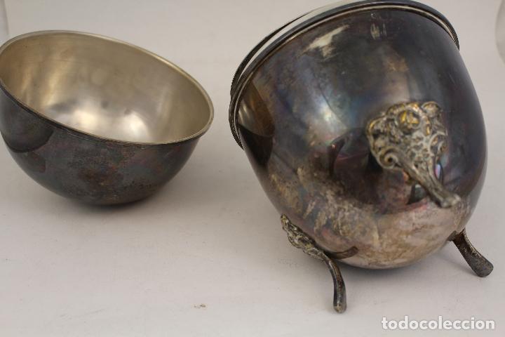 Antig&uuml;edades: cubitera plateada antigua - Foto 3