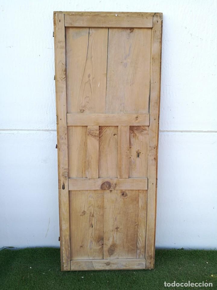 Antig&uuml;edades: Puerta de alacena antigua - Foto 2