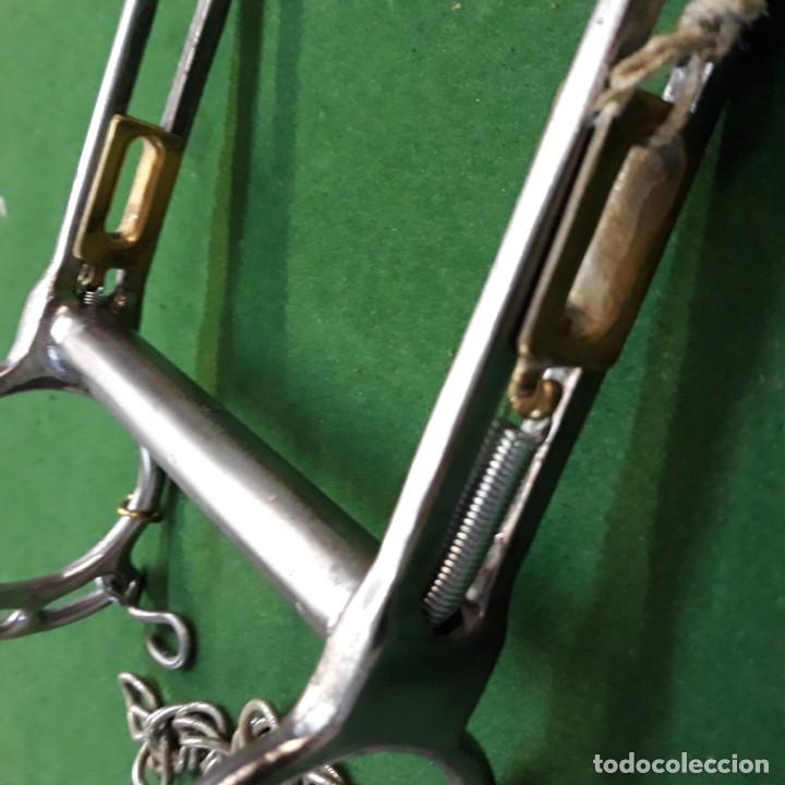 Antig&uuml;edades: Bocado para caballo de accion progresiva mediante muelles. - Foto 5