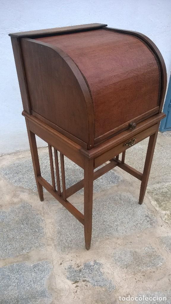 Antig&uuml;edades: Escritorio de madera - Foto 1