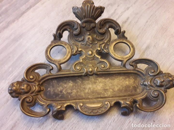 Antig&uuml;edades: Escriban&iacute;a de bronce - Foto 1
