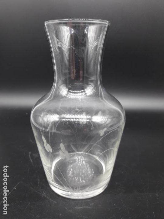 Antig&uuml;edades: Jarra de cristal - Foto 1
