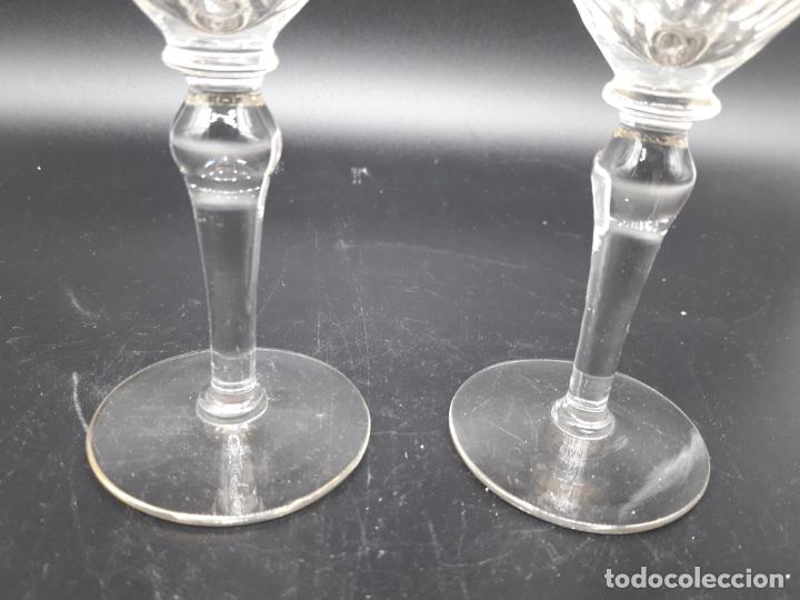 Antig&uuml;edades: 2 Copas de licor - Foto 3