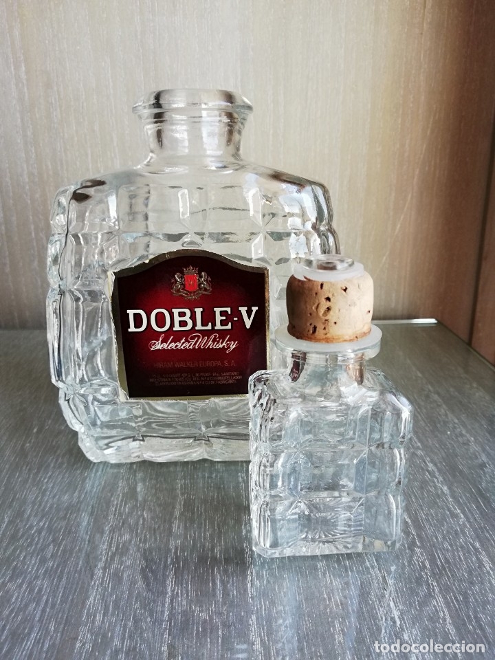 Antig&uuml;edades: Licorera cristal tallado doble w - Foto 1