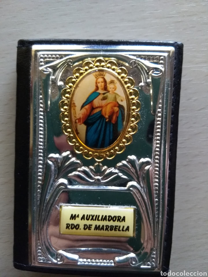 Antiquit&auml;ten: Agenda telef&oacute;nica religiosa Mar&iacute;a Auxiliadora. Exterior de piel.