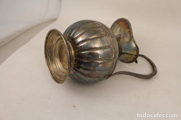 Antig&uuml;edades: jarra plateada - Foto 2