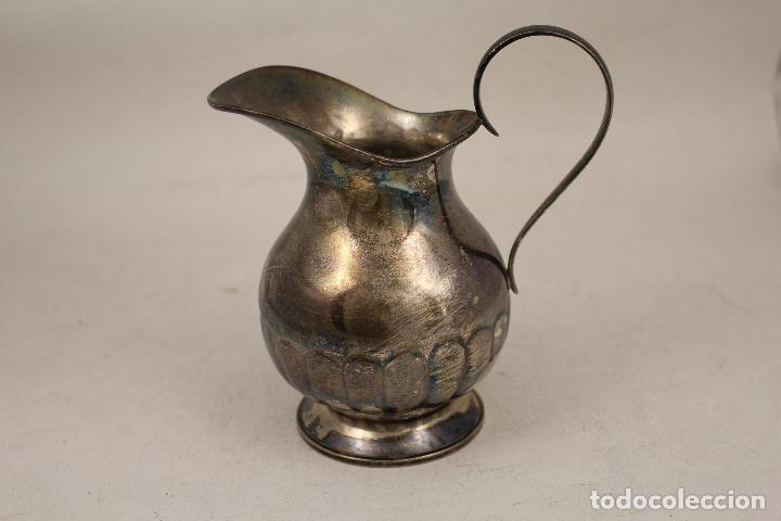 Antig&uuml;edades: jarra en alpaca - Foto 1