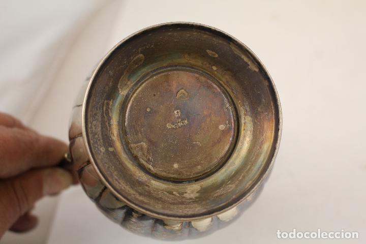 Antig&uuml;edades: jarra en alpaca - Foto 4