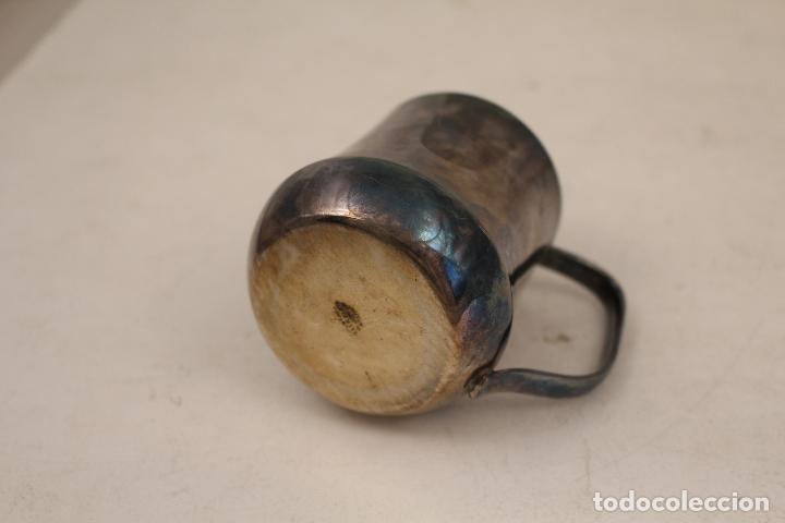 Antig&uuml;edades: taza plateada - Foto 2