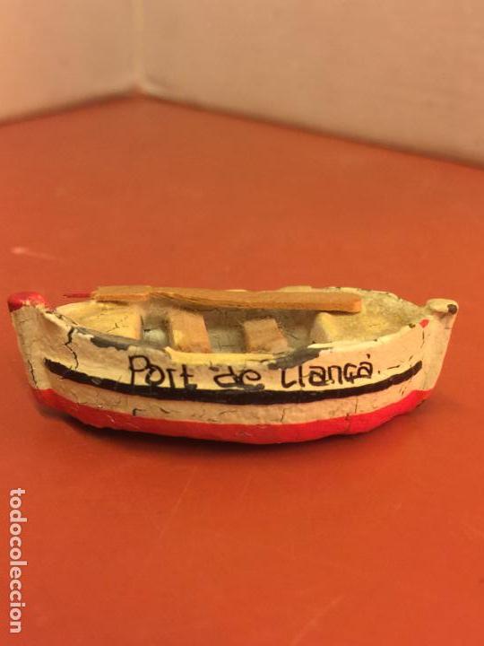Oggetti Antichi: Antigua barca de plomo en miniatura, PORT DE LLAN&Ccedil;A. Mide unos 4,5cms de largo