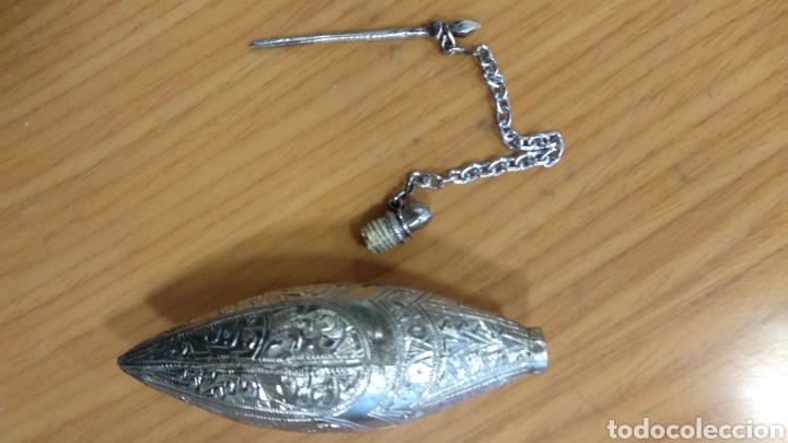 Antig&uuml;edades: Antiguo frasco de rape - Foto 2