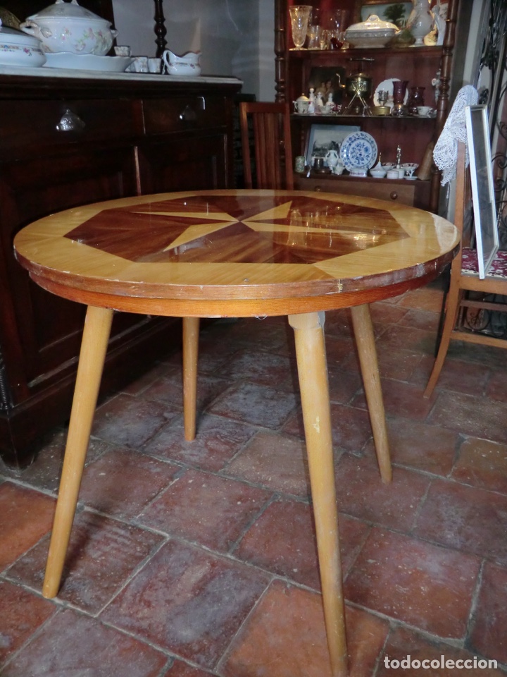 Antig&uuml;edades: Coqueta Mesa Auxiliar - Foto 2