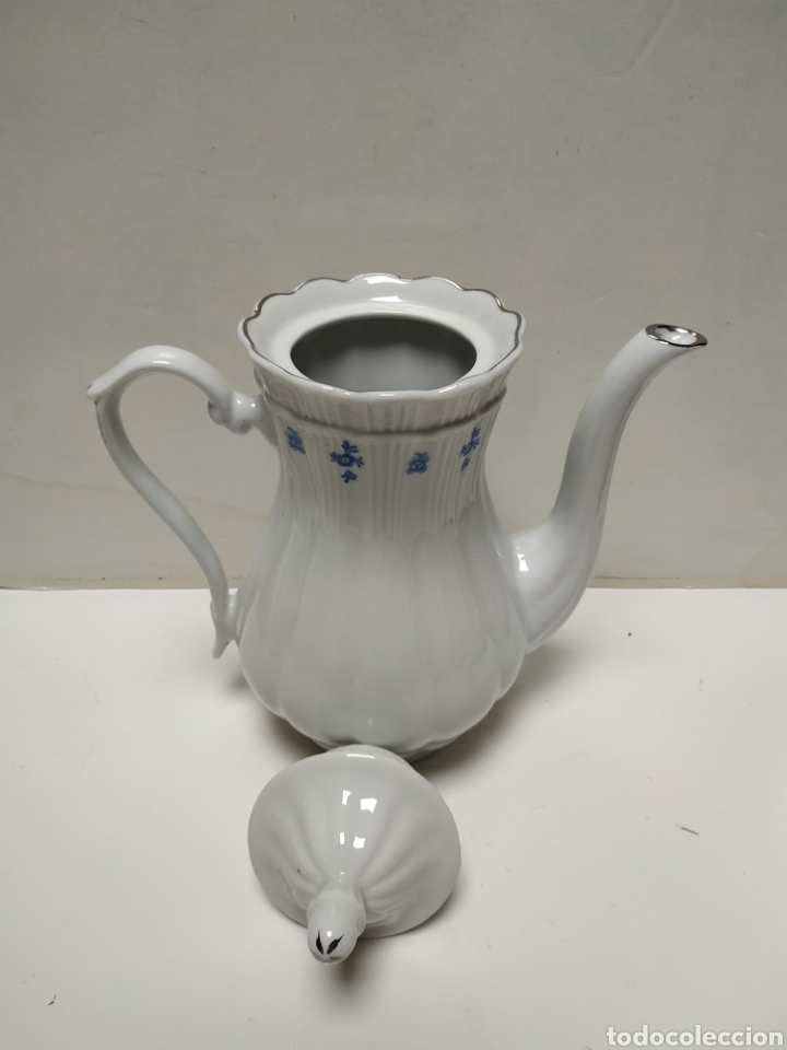 Antig&uuml;edades: Cafetera de porcelana - Foto 2