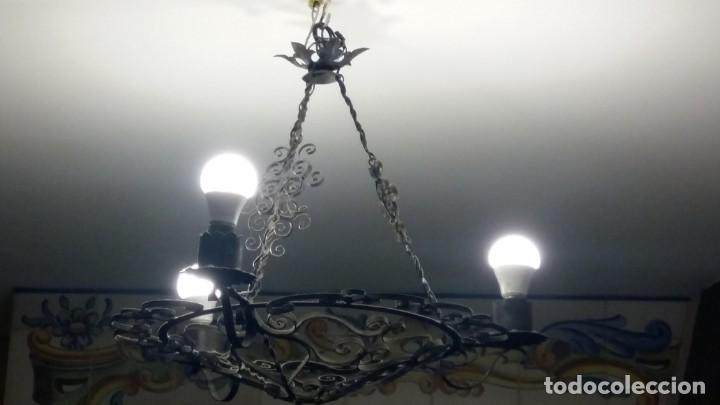 Antig&uuml;edades: L&aacute;mpara forja de 3 luces - Foto 1