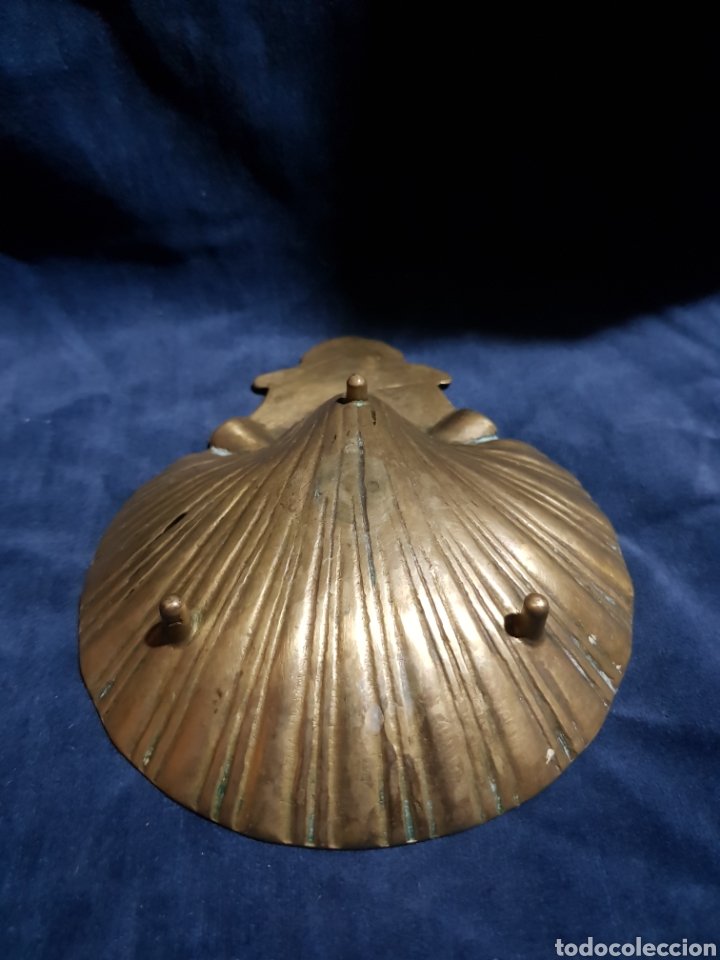Antig&uuml;edades: Jabonera en bronce con forma de concha - Foto 2