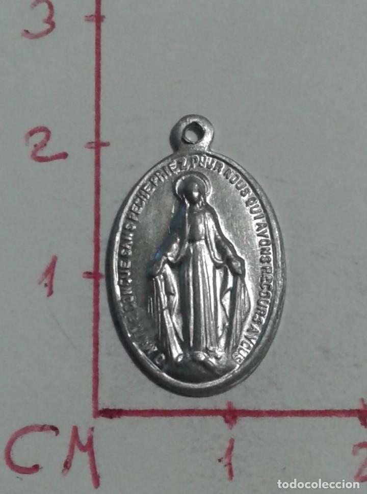 Antig&uuml;edades: MEDALLA RELIGIOSA. VIRGEN MAR&Iacute;A - Foto 1
