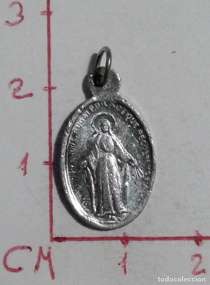 Antig&uuml;edades: MEDALLA RELIGIOSA. VIRGEN MAR&Iacute;A - Foto 1