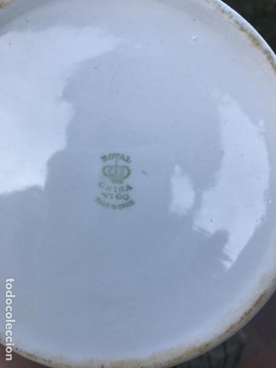 Antig&uuml;edades: Sopera, porcelana - Foto 5