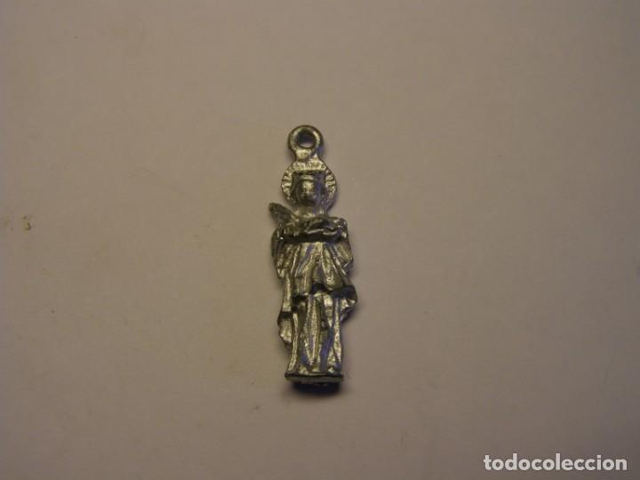 Antig&uuml;edades: Medalla figurada de Santa martir. - Foto 1