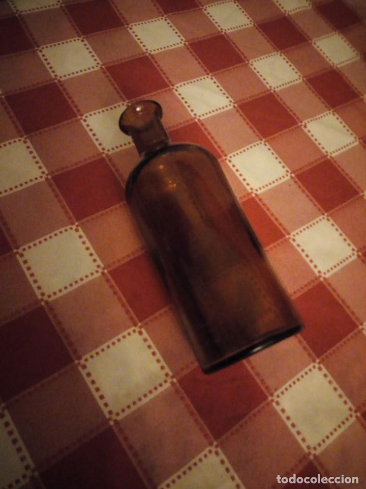 Antigüedades: Antiguo frasco de cristal marrón de farmacia. - Foto 4 - 146335990