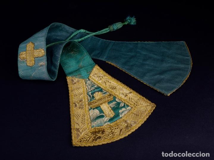 Antig&uuml;edades: ANTIGUO MANIPULO VERDE CON BORDADOS ORO - Foto 2