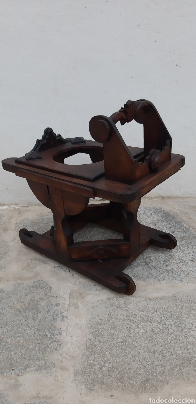 Antiquit&eacute;s: Andar&igrave;n de madera