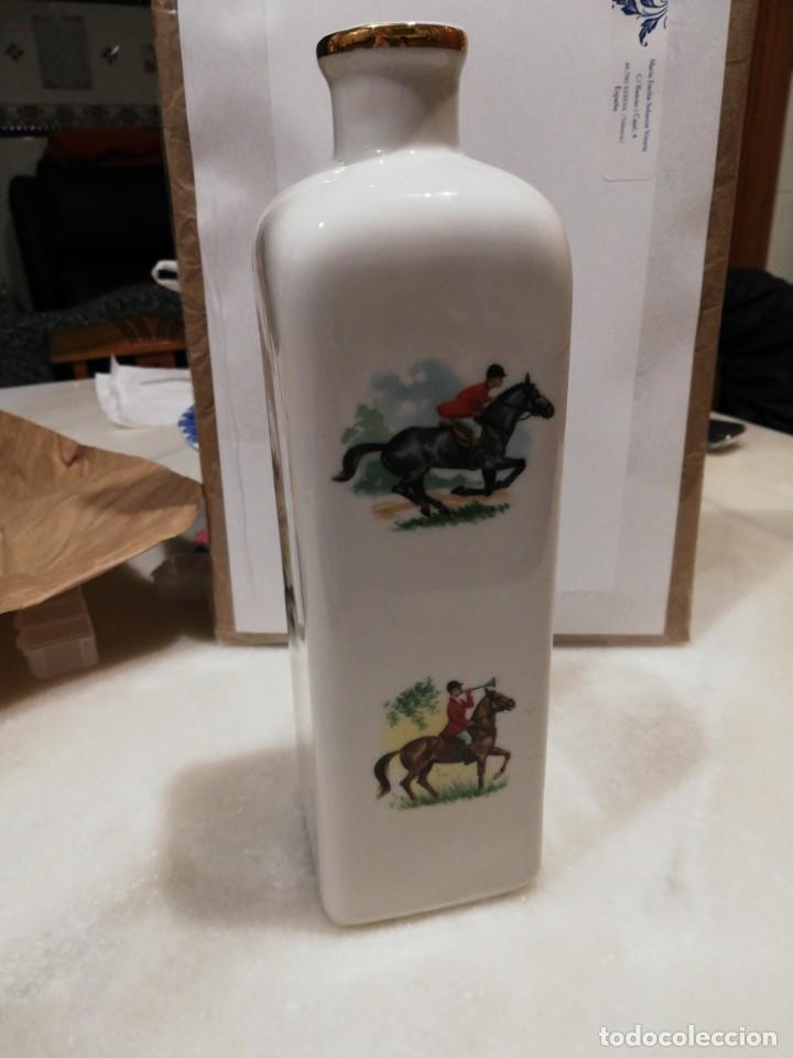 Antig&uuml;edades: Botella de cer&aacute;mica limoges - Foto 2