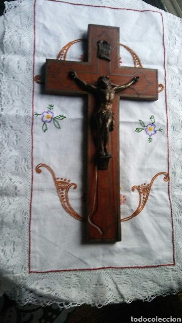 Antig&uuml;edades: Crucifijo madera y bronze - Foto 1