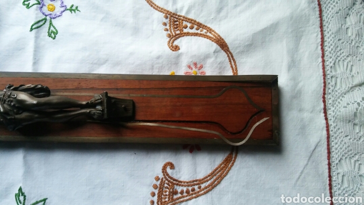 Antig&uuml;edades: Crucifijo madera y bronze - Foto 3