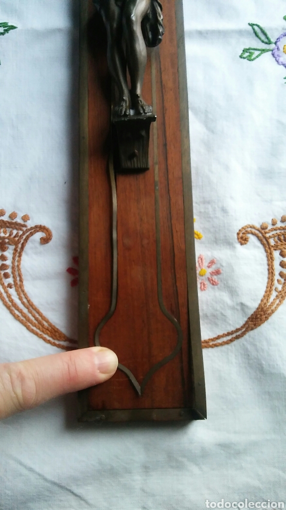 Antig&uuml;edades: Crucifijo madera y bronze - Foto 5