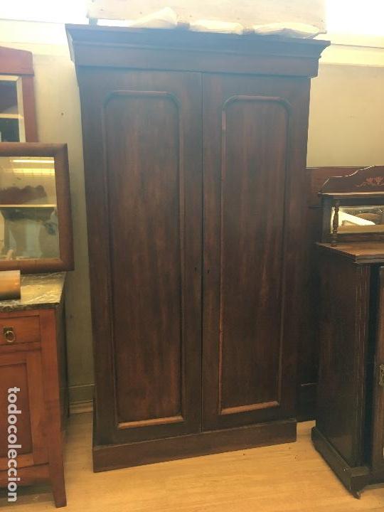 Armario ropero de caoba