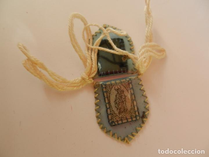 Antig&uuml;edades: ESCAPULARIO DE LA VIRGEN DEL CARMEN. 2 CM - Foto 2