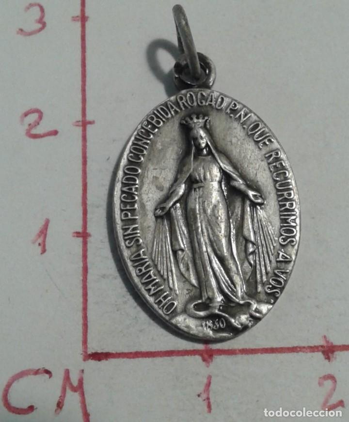 Antig&uuml;edades: MEDALLA RELIGIOSA. VIRGEN MAR&Iacute;A - Foto 1