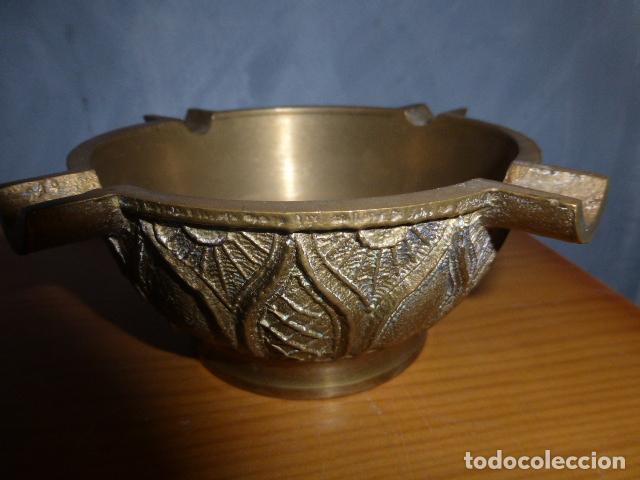 Antig&uuml;edades: ANTIGUO MORTERO DE BRONCE GRABADO - Foto 1