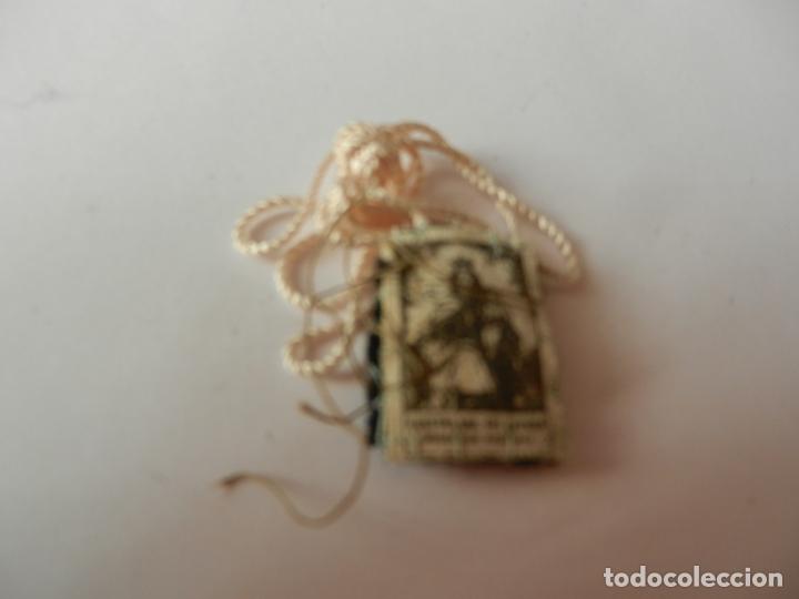 Antig&uuml;edades: ESCAPULARIO DE LA VIRGEN DEL CARMEN . 2 CM. - Foto 1