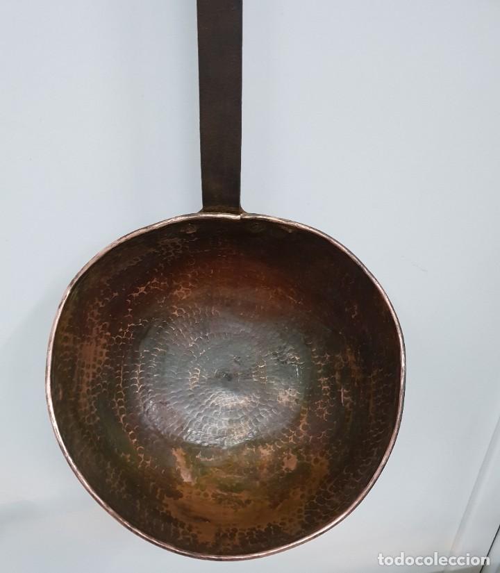 Antig&uuml;edades: cucharon de cobre - Foto 5