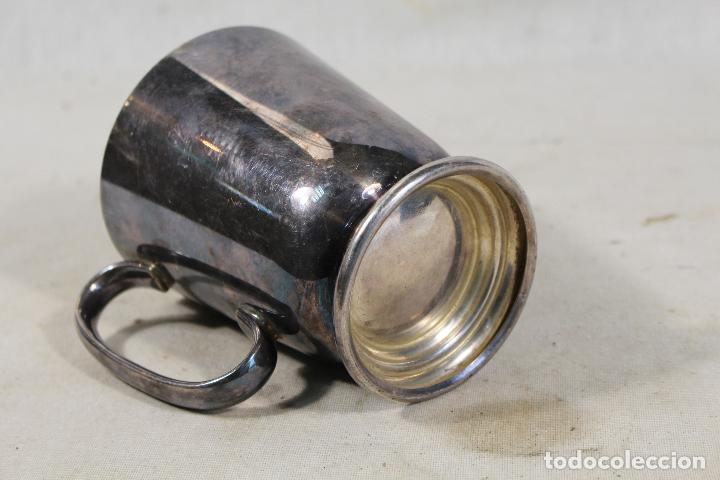 Antig&uuml;edades: jarra plateada t.b.l. 1951 - Foto 4