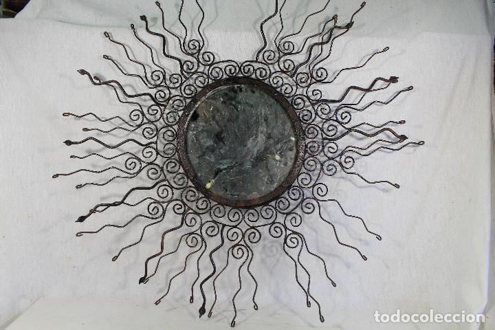 Antig&uuml;edades: espejo de sol en hierro de forja - Foto 1