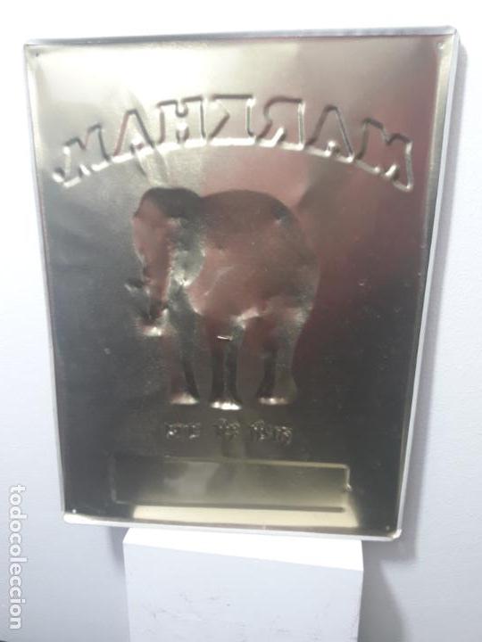 Antig&uuml;edades: Chapa publicitaria Markham - Foto 3