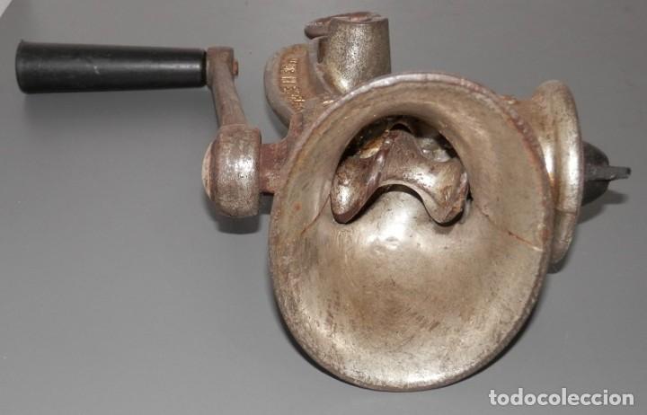Antig&uuml;edades: PICADORA VINTAGE SPONG 25 - Foto 4