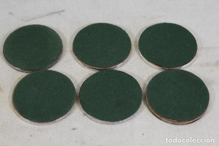 Antig&uuml;edades: 6 posavasos plateados - Foto 3