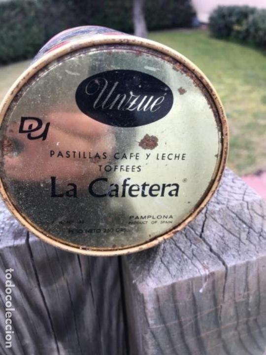 Antig&uuml;edades: La Cafetera, caja a&ntilde;o 50-60 - Foto 3