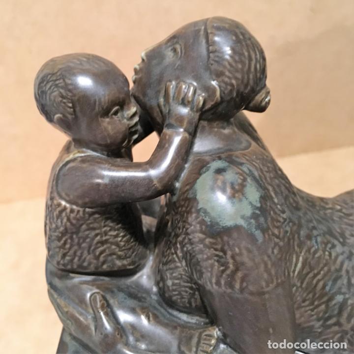 Antig&uuml;edades: Tres maternidades de porcelana de Algora - Foto 24