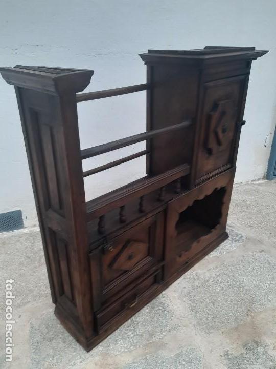 Antiguidades: Toallero de madera