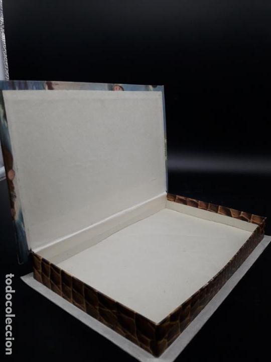 Antig&uuml;edades: Caja Maria Auxiliadora - Foto 3