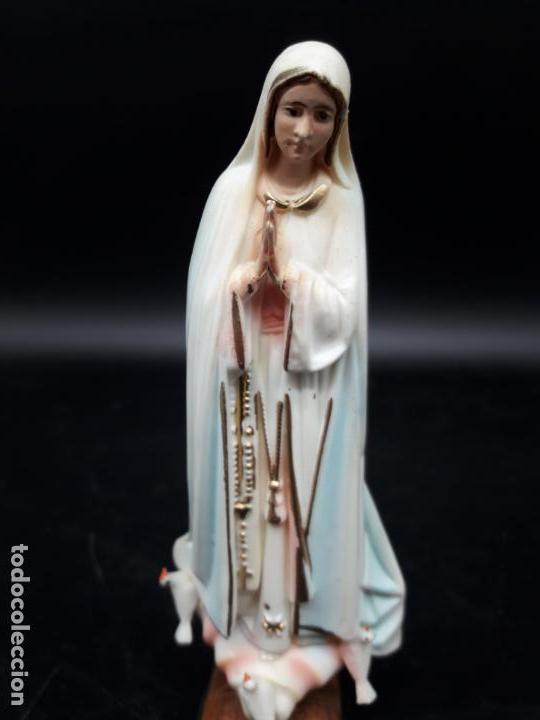 Antig&uuml;edades: Figura recuerdo de fatima - Foto 2