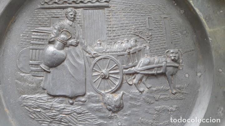 Antig&uuml;edades: plato,s de esta&ntilde;o , peltre ... - Foto 2